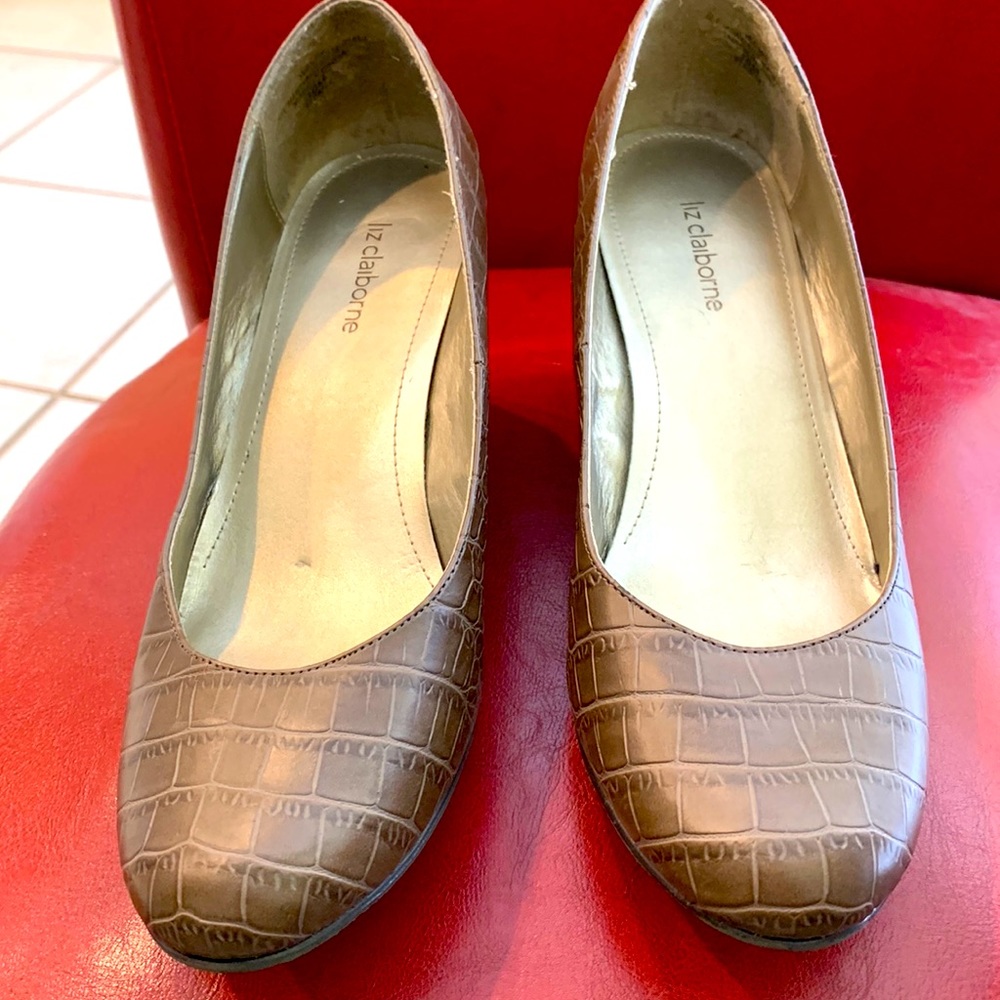 Liz Claiborne wedge shoes